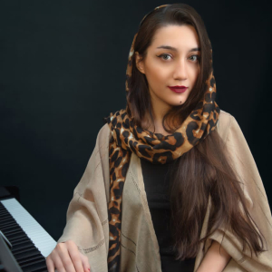استاد-بهتاش-بهترین-مدرس-پیانو-غرب-تهران